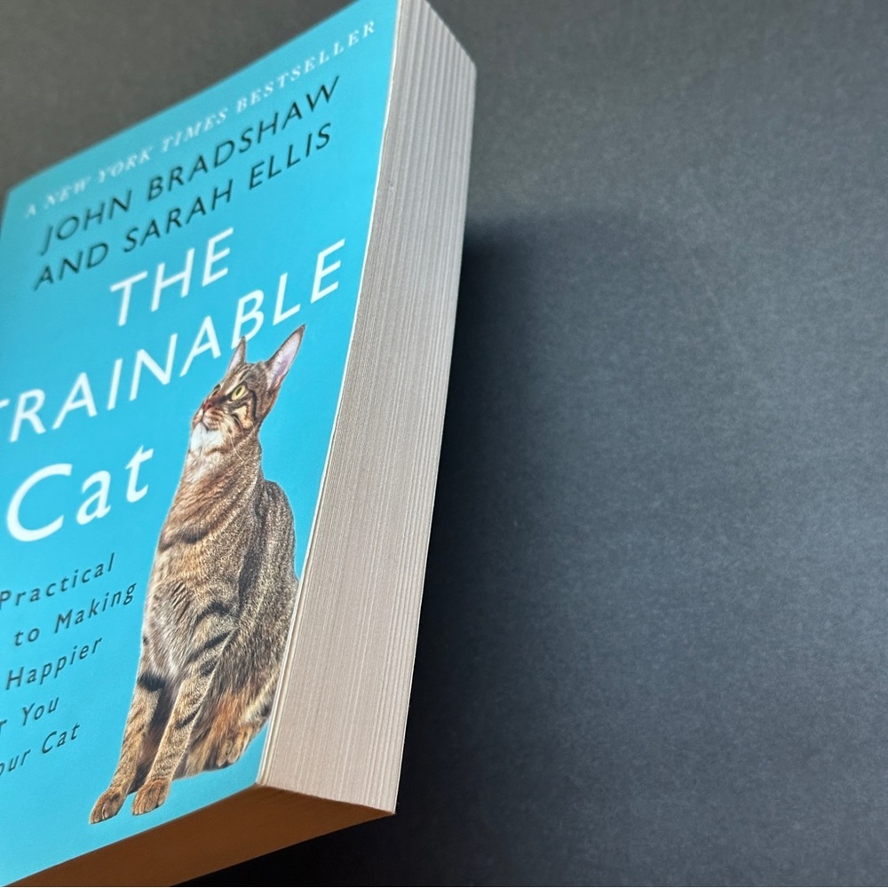 The Trainable Cat by John Bradshaw & Sarah Ellis | Pet Care | Paperback Book - Picture 6 of 11